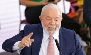Lula lança o programa Brasil sem Fome: ‘Que o trabalhador possa voltar a comer as 3 refeições’
