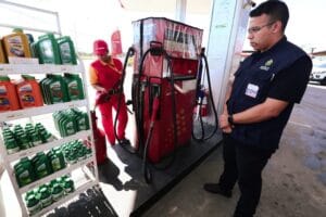 Cartel Zero: operação conjunta com Procon e PF verificam postos de combustíveis em Manaus