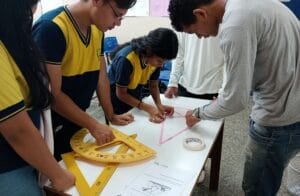 Estudantes do Amazonas ganham medalha de ouro em competição internacional de Matemática