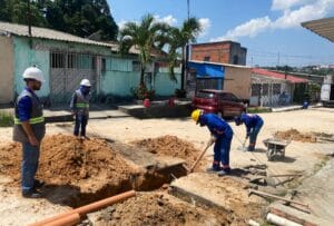 Implantação de rede de esgoto beneficia mais de 20 mil moradores de Manaus