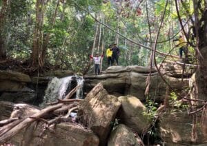 Airão Velho ganha nova trilha para visitação turística da Cachoeira de São Domingos