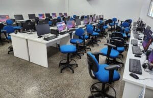 Secretaria de Educação instala jogo didático de Matemática em laboratórios de informática