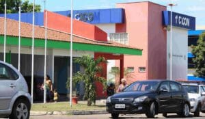 Estelionatária lucrou cerca de R$ 100 mil com golpe do falso bilhete aéreo, em Manaus