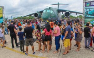 FAB promove ‘Domingo Aéreo’ com diversão e entretenimento para toda a família, em Manaus