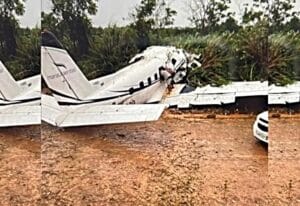 Investigadores da Força Aérea Brasileira coletam dados sobre queda de avião em Barcelos