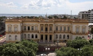 Seis espaços culturais de Manaus alteram horários de visitação para reduzir gastos