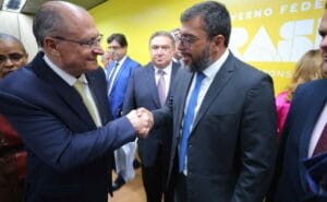 ‘Lula pediu para que nos empenhássemos em ajudar’, diz Alckmin sobre medidas para enfrentar estiagem no AM