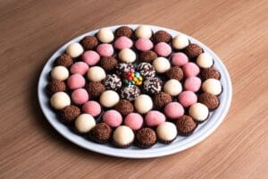 Transformando paixão em lucro: Como lucrar com o boom dos Brigadeiros Gourmet