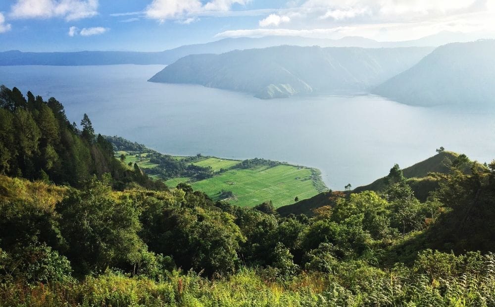 Os Mistérios do Lago Toba: O Maior Segredo Vulcânico da Indonésia