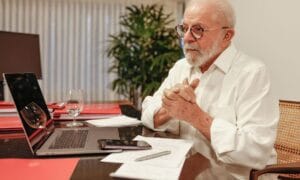 Lula conversa com familiares de desaparecidos em Gaza