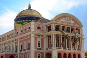 Espetáculos no Teatro Amazonas são cancelados por problemas técnicos