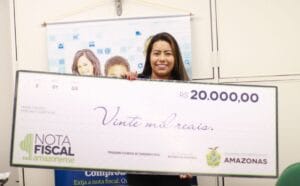 Após perder o emprego, jovem ganha prêmio da Nota Fiscal Amazonense e decide abrir negócio