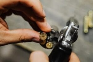 Registro de armas de fogo em 2023 caiu 82% em relação ao ano anterior