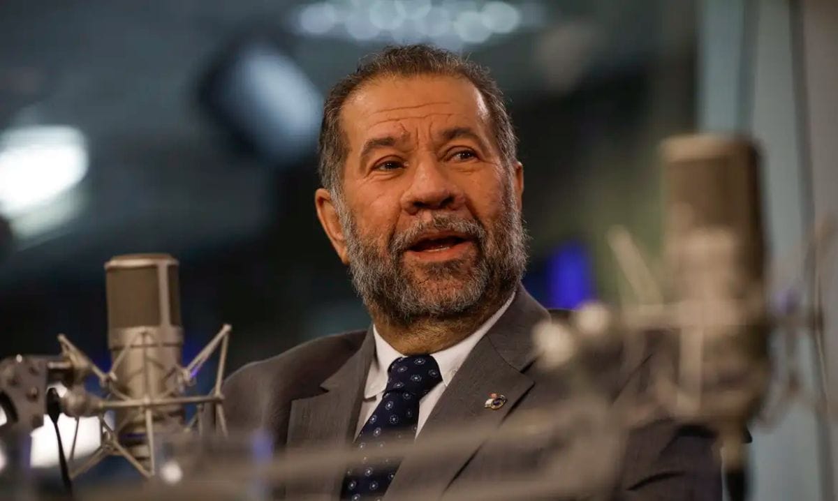 carlos lupi