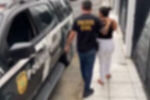 Mulher que aplicava golpe em funcionários do Distrito, dizia ter contraído uma bactéria mortal após a relação