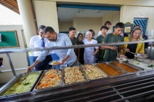 Editais de mais de R$ 43 milhões são lançados para os programas de Regionalização da Merenda e de Mobiliário Escolar