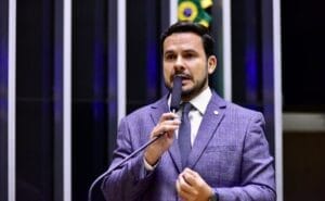Sancionada Lei Federal do Capitão Alberto Neto que prorroga benefícios fiscais da ZFM e de áreas da Amazônia Ocidental até 2074