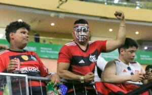 Mais de 44 mil torcedores lotaram a Arena da Amazônia no jogo Flamengo e Audax