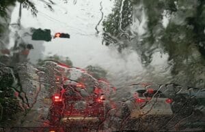 Previsão do tempo em Manaus para sábado: chuvas isoladas e alerta de intensidade