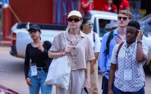 Estudantes de Harvard conhecem ações de prevenção e combate à malária em comunidades fluviais de Manaus