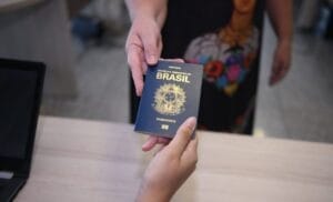 Saiba quais países tiveram visto de imigração para os EUA suspenso