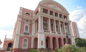 Espaços culturais funcionam com horários diferenciados durante a temporada de folia carnavalesca