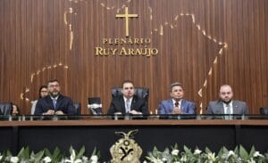 Roberto Cidade reafirma compromisso com diálogo, transparência e autonomia entre poderes