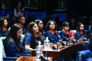 Câmara dos Deputados aprova texto-base do novo ensino médio