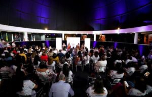 Meninas e mulheres brasileiras debatem inclusão na ciência, com transmissão no Youtube