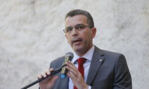 Moraes autoriza PF a ouvir delegado investigado por morte de Marielle