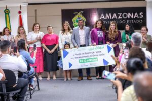 Wilson Lima assina ordem de serviço para início das obras da Casa da Mulher Brasileira