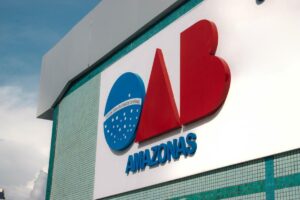 OAB-AM suspende imediatamente inscrição de advogado condenado por estuprar a sobrinha de 8 anos