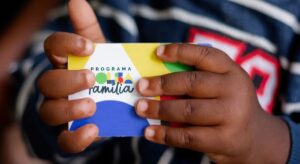 Caixa começa a pagar Bolsa Família de setembro