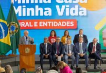 Governo anuncia 112 mil casas para área rural e movimentos por moradia