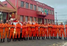 Bombeiros do Amazonas chegam ao RS para auxílio em busca e resgate de vítimas