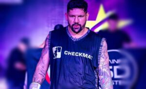 PC prende lutador de MMA por agredir e ameaçar de morte a ex-namorada