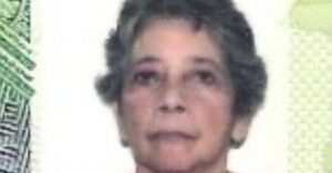 IML busca familiares de idosa que morreu após uma queda no banheiro, em Manaus