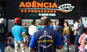 Procon notifica empresas de transporte fluvial por preços abusivos de passagens para Parintins