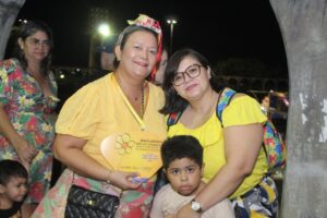 Servidores da assistência social promovem orientações na abertura do 66º Festival Folclórico do Amazonas