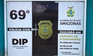 Em posto de saúde no AM, recepcionista se sente mal, procura atendimento e o médico tenta tocar e beijar a vítima