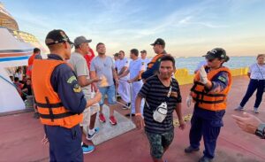 Festival de Parintins: Marinha fiscaliza 24 embarcações e notifica três nas primeiras 24 horas
