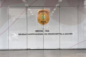 Homem que tentou matar a própria amiga por ciúmes é preso em Manaus