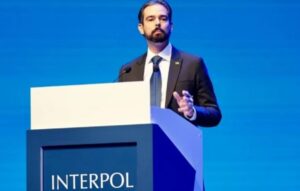 Delegado brasileiro, Valdecy Urquiza, é eleito para comandar a Interpol