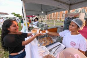 Parintins 2024: Praça Gastronômica chega à segunda edição com nova estrutura e localização