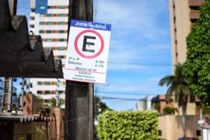 Procon-AM notifica concessionária de estacionamento rotativo por danos a veículo