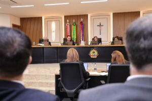 TCE-AM reprova contas e multa gestores de 2020 do Fundo Municipal de Saúde de Iranduba em mais de R$ 646,3 mil