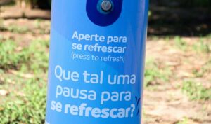 Prefeitura instala totens nebulizadores de água para aliviar o calor em pontos de prática desportiva