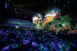 Parintins 2024: Boi Caprichoso apela em favor da proteção da floresta, na última noite no Bumbódromo