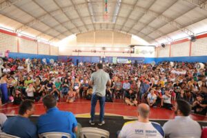 Wilson Lima realiza 8ª edição do Governo Presente com serviços de cidadania na Compensa