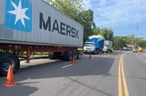 Operação Marfim: caminhões irregulares são alvo de fiscalização em Manaus